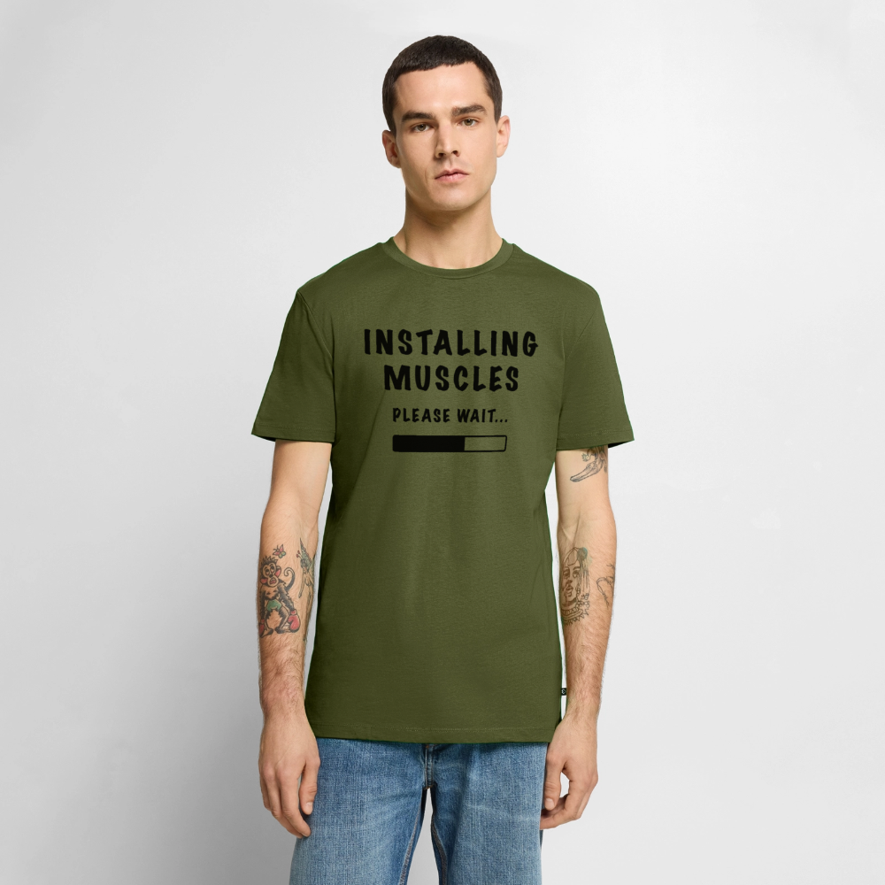 INSTALLING MUSCLES Premium Logo T-Shirt - khaki